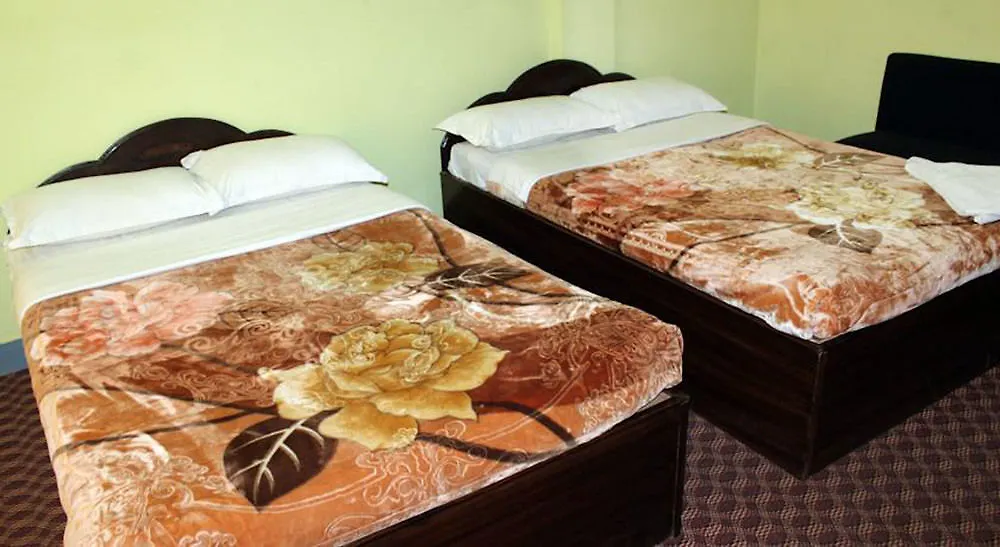 Hotel Pashupati Plaza Kathmandu 3*,  Nepal