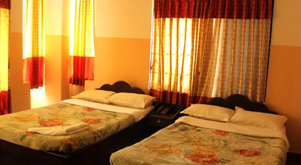 Pashupati Plaza Hotel Kathmandu 3*,